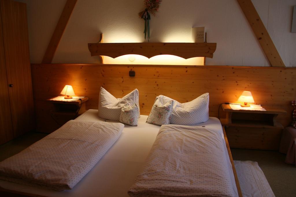 Gasthof Pension Lanzenhof Going am Wilden Kaiser Стая снимка